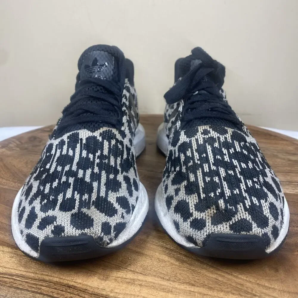 Adidas Swift Run‎ Leopard Print Womens Animal Print Size 6.5 Shoes